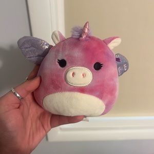 Willow Squishmallow NWOT